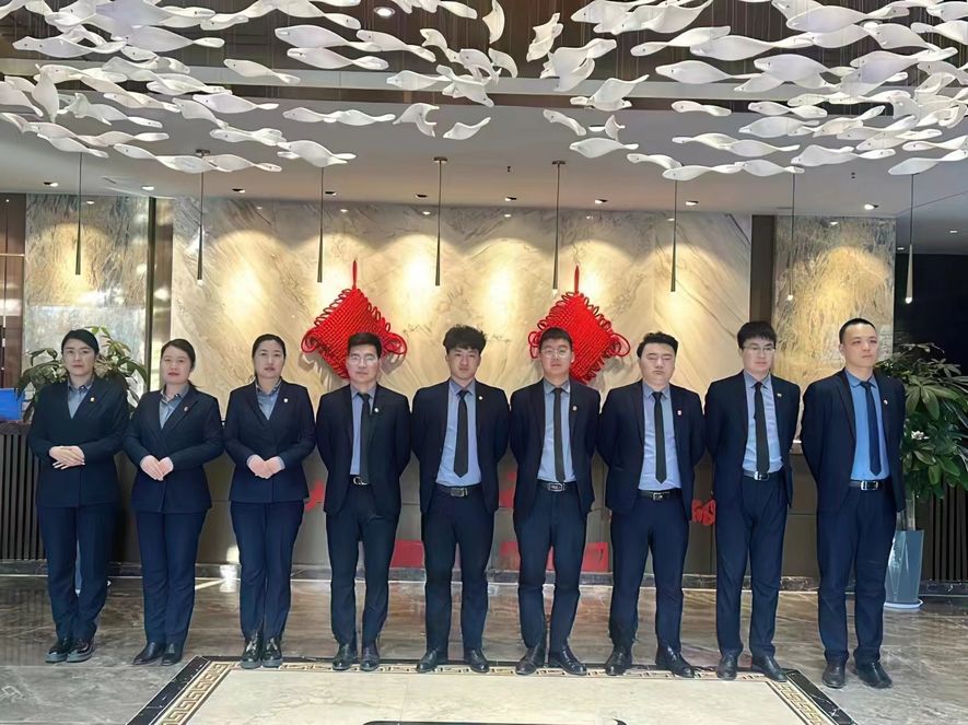 華地(dì)雲熙府銷售團隊